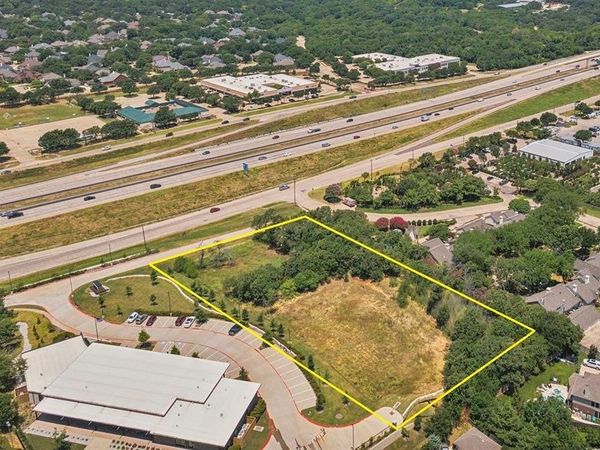 3601 William D Tate Avenue, Grapevine, TX 76051