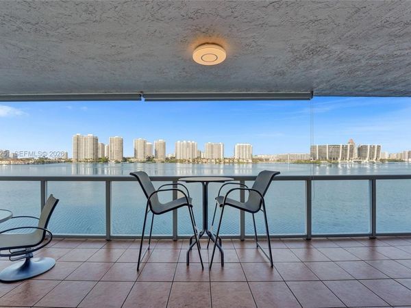 17700 N Bay Rd, Unit 608, Sunny Isles Beach, FL 33160