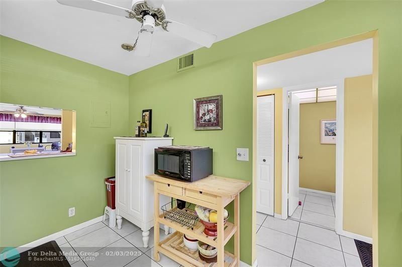 10123 Sunrise Lakes Boulevard, Unit 206, Sunrise, FL 33322 Photo