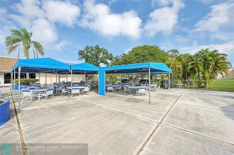 10123 Sunrise Lakes Boulevard, Unit 206, Sunrise, FL 33322 Photo