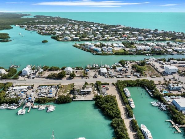 70 Coco Plum Drive, MARATHON, FL 33050