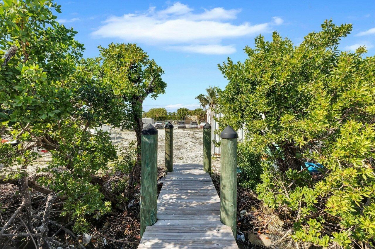 70 Coco Plum Drive, Marathon, FL 33050 Photo