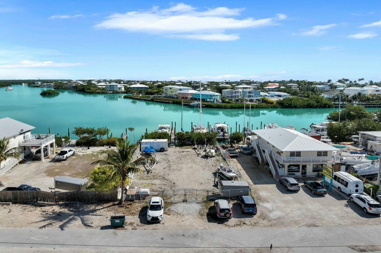 70 Coco Plum Drive, Marathon, FL 33050 Photo