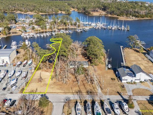 1238 Neuse Drive, Oriental, NC 28571