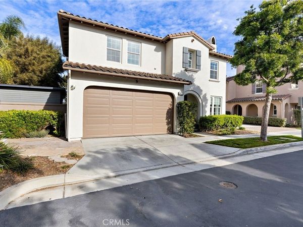 18812 Desmond Lane, Huntington Beach, CA 92648