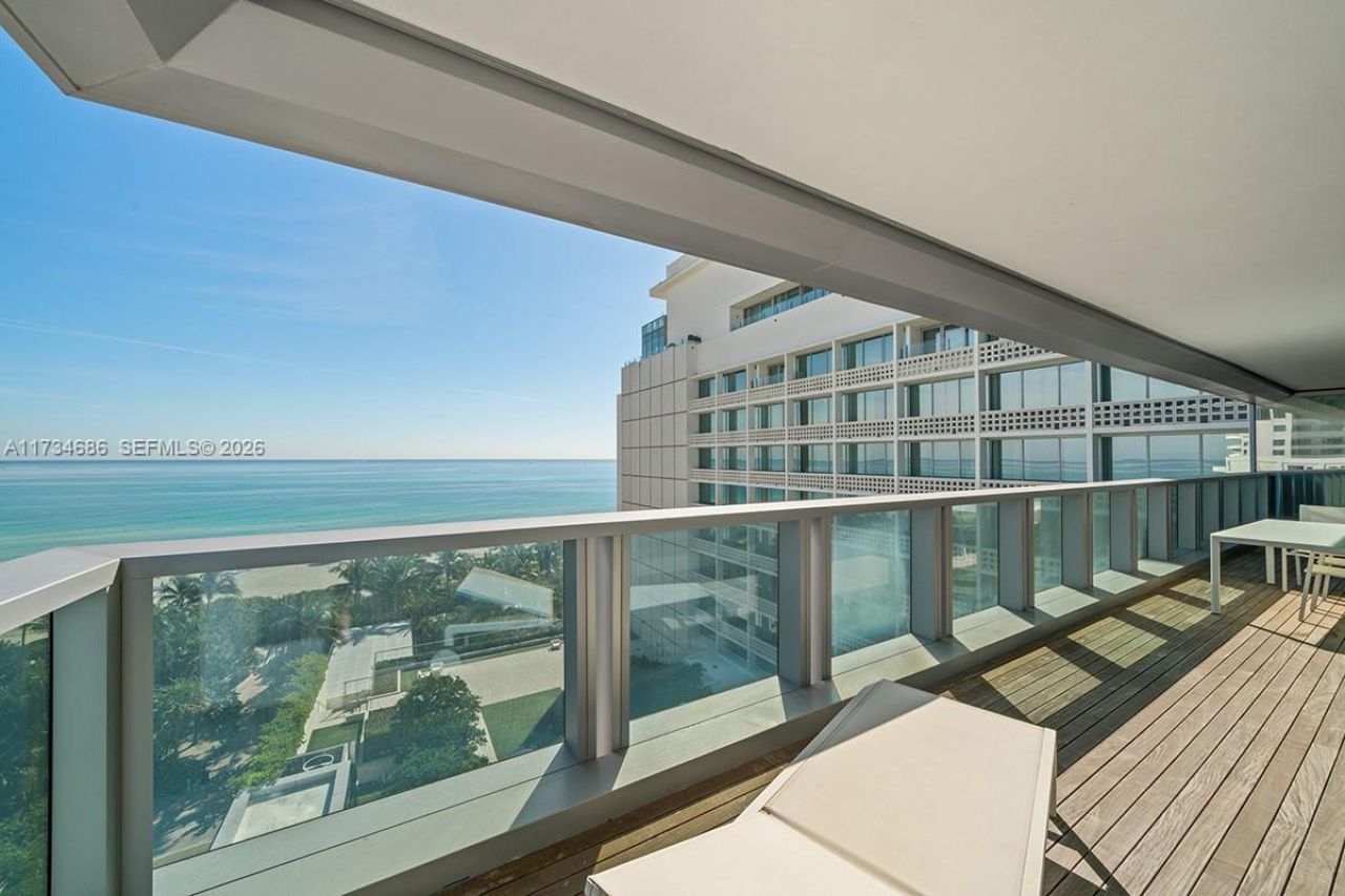 2901 Collins Ave, Unit 1001, Miami Beach, FL 33140 Photo