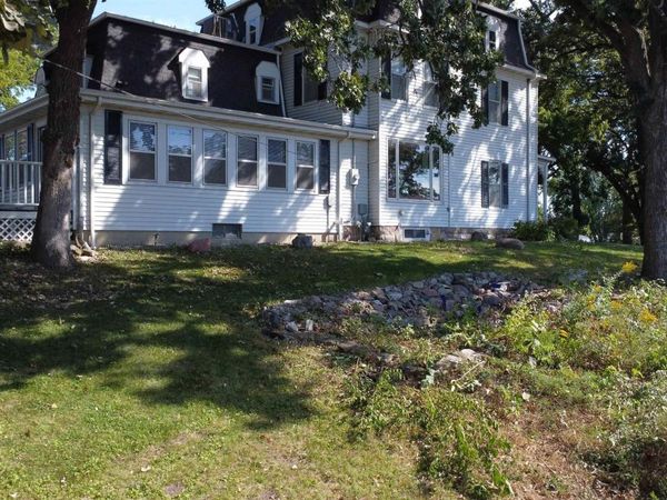 922 N Shore Drive, Clear Lake, IA 50428