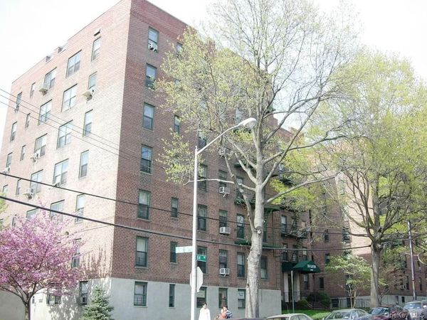 139-09 84th Drive, Unit 307, Briarwood, NY 11435