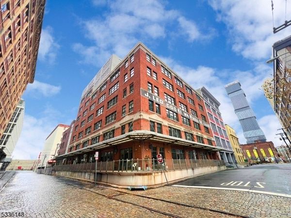 140 Bay St 4J, Jersey, NJ 07302