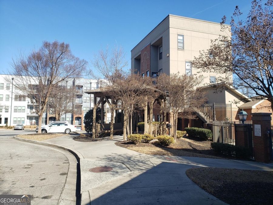 Property Image 4