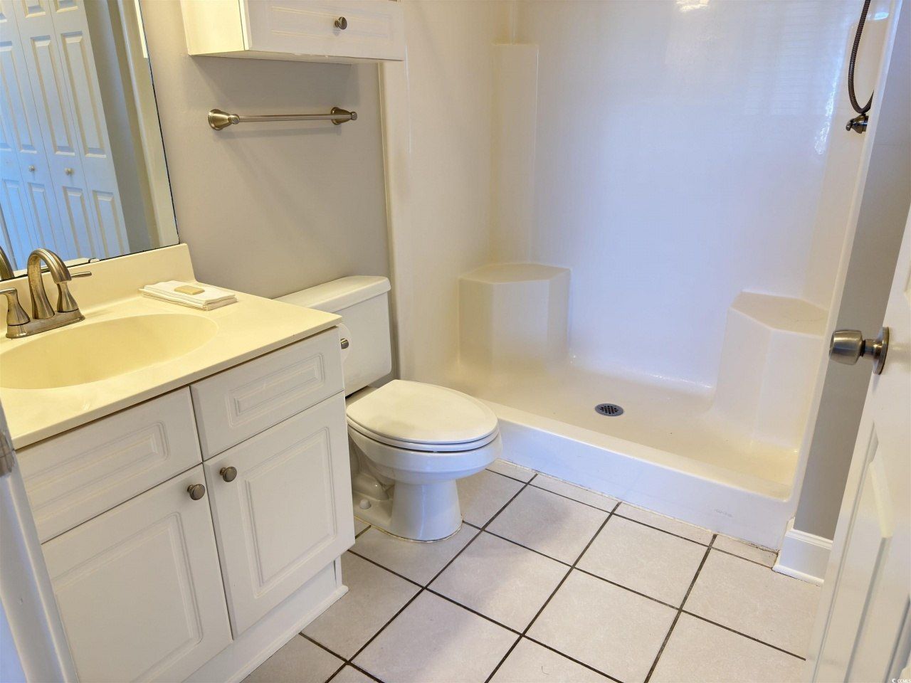 4860 Carnation Circle Photo 14
