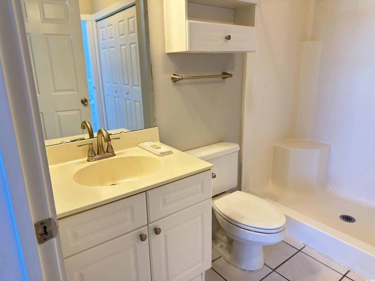 4860 Carnation Circle Photo 15