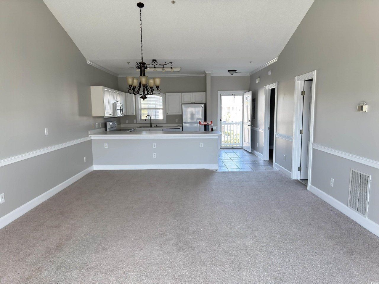 4860 Carnation Circle Photo 5