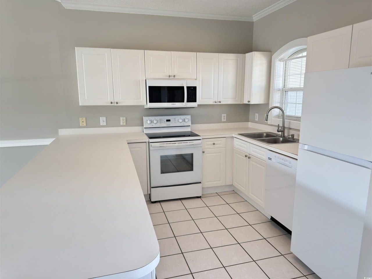 4860 Carnation Circle Photo 7