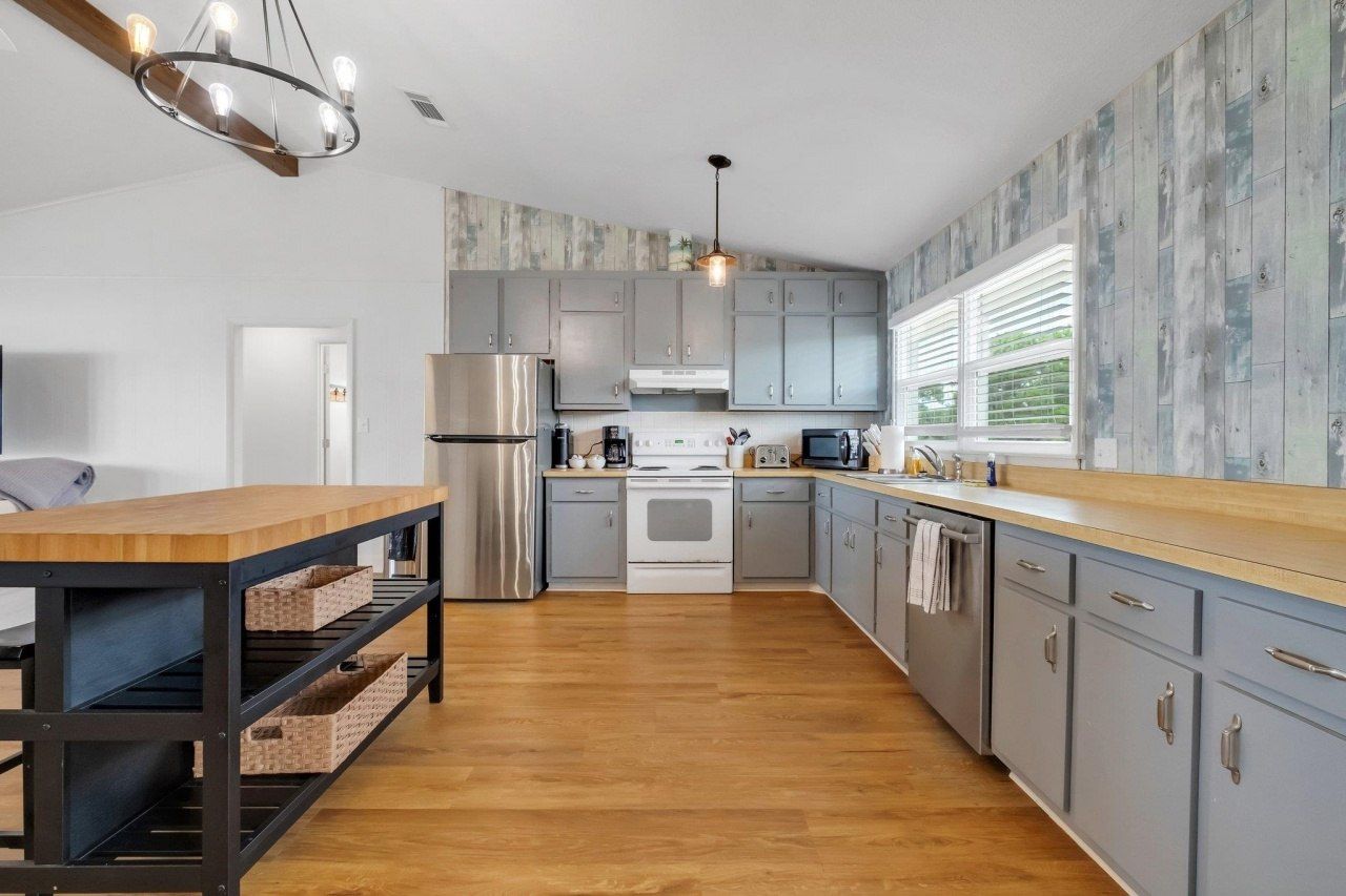 1141 Alligator Drive, Alligator Point, FL 32346 Photo