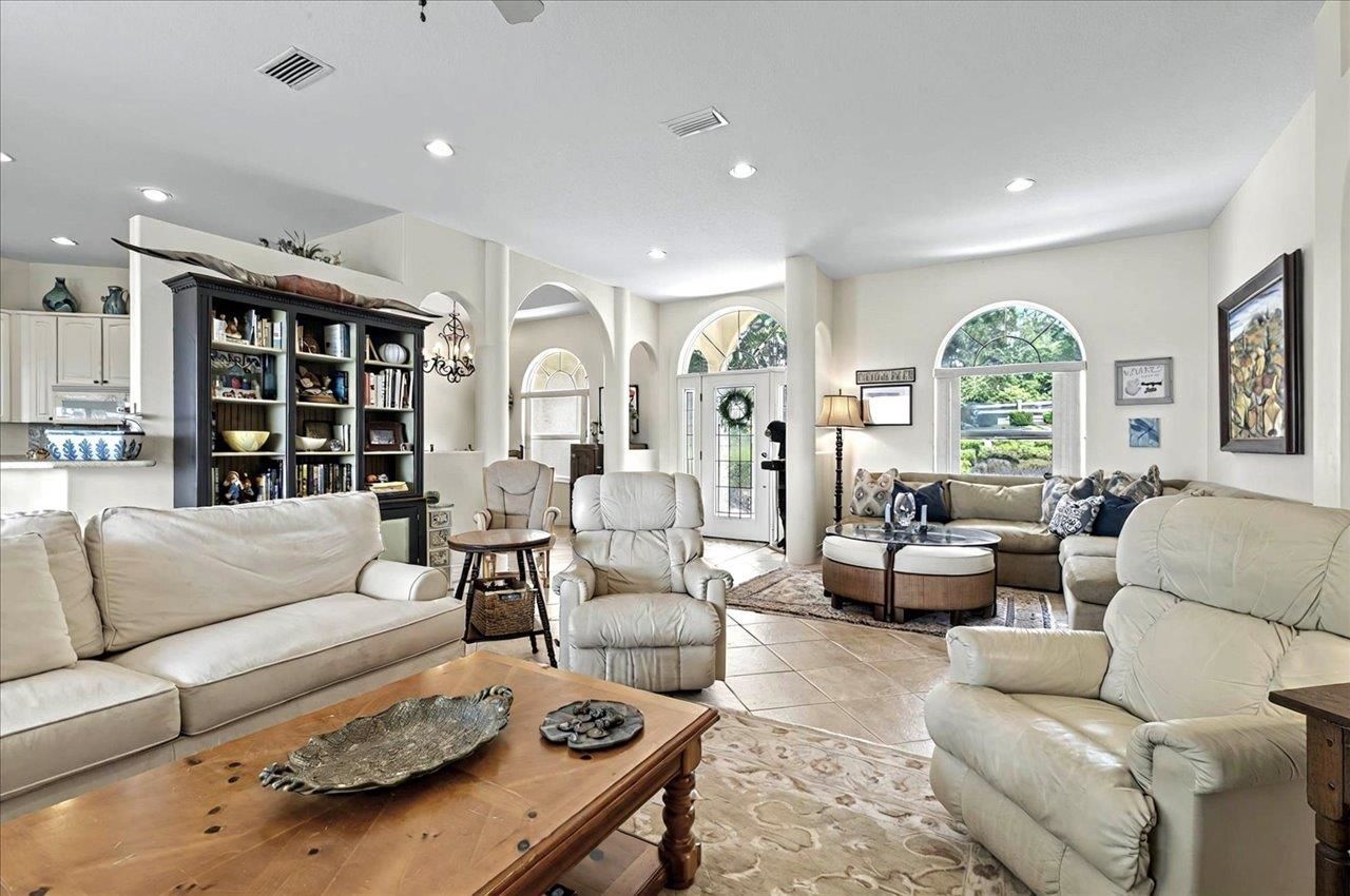 333 Compass Lake Drive, Alford, FL 32420 Photo