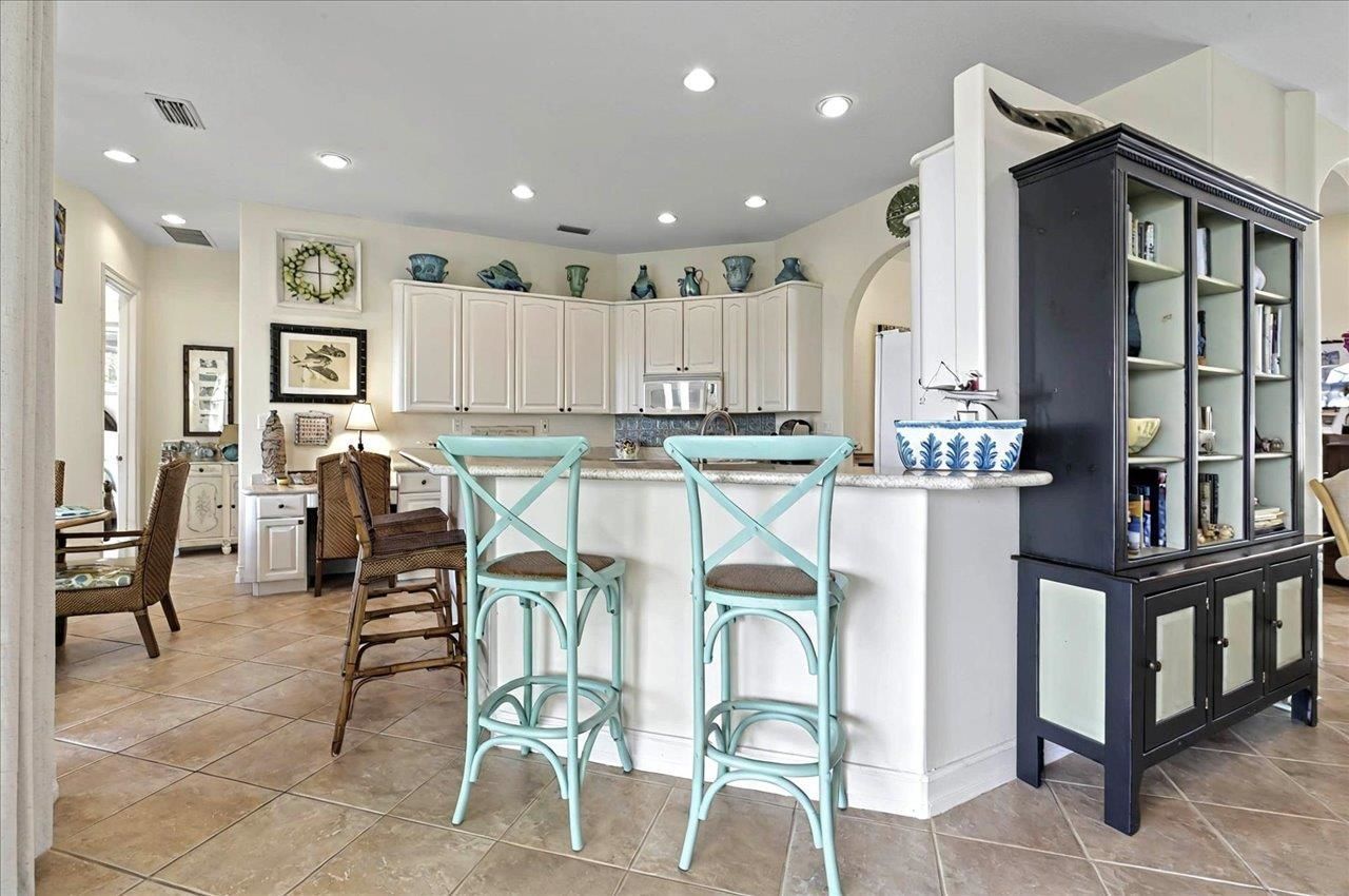 333 Compass Lake Drive, Alford, FL 32420 Photo