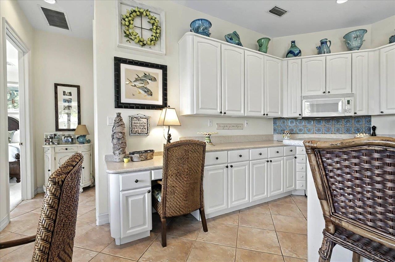 333 Compass Lake Drive, Alford, FL 32420 Photo