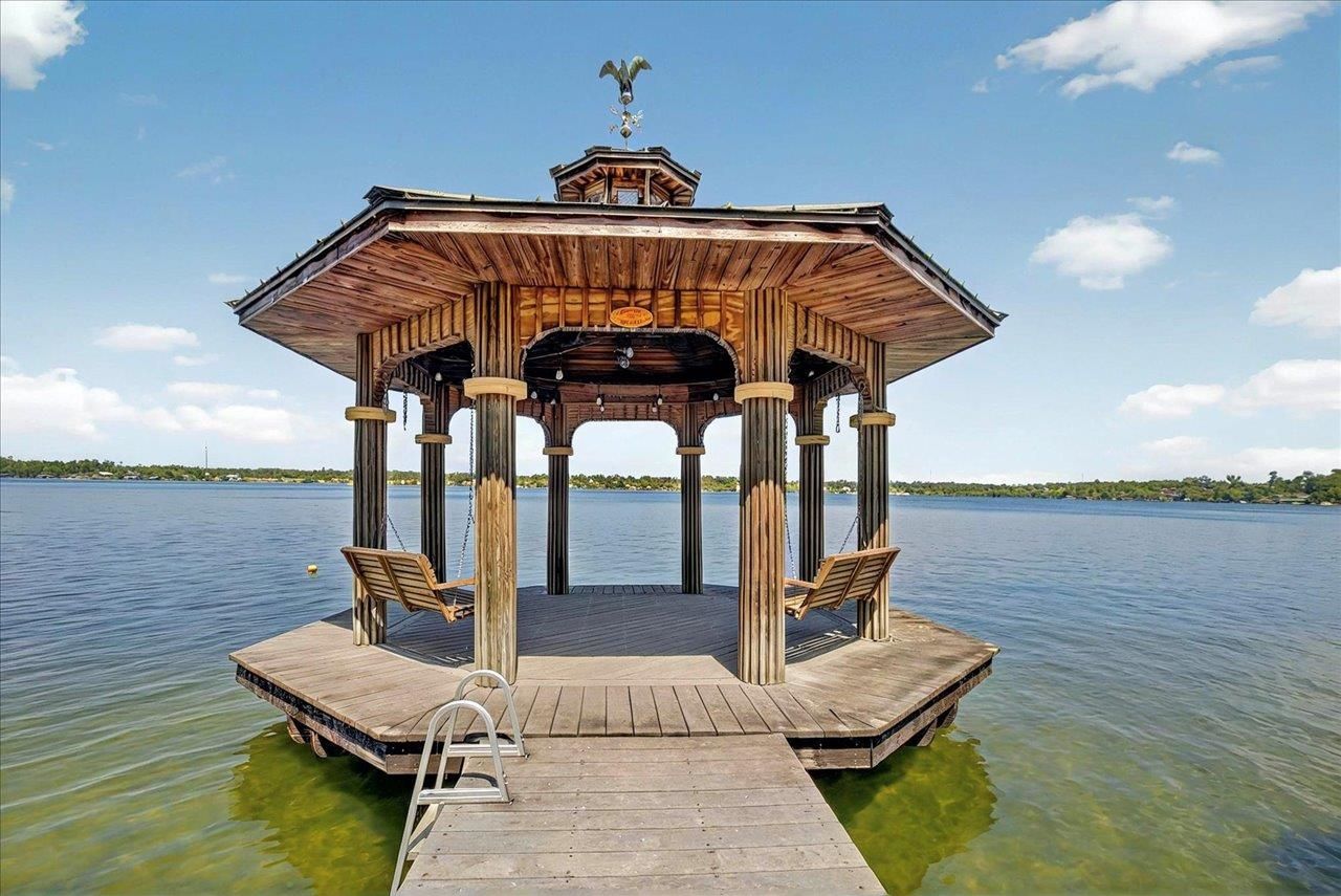 333 Compass Lake Drive, Alford, FL 32420 Photo