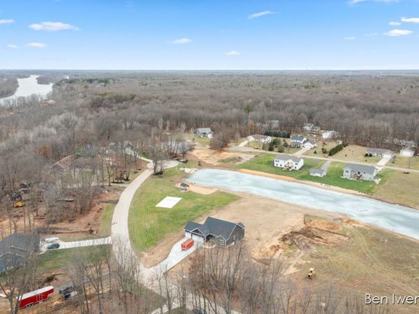 9091 Weston Drive, Coopersville, MI 49404