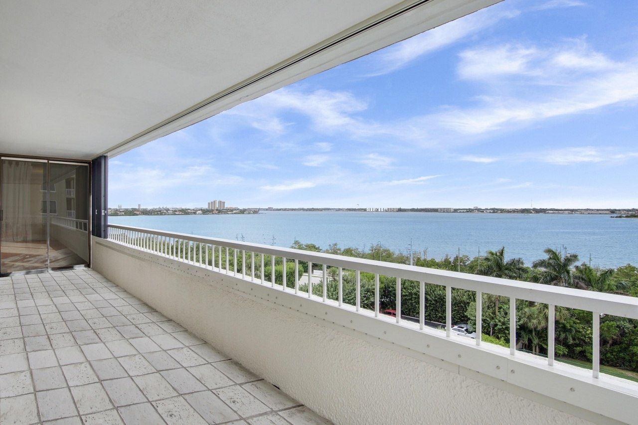 5280 N Ocean Drive, Unit 4d, Singer Island, FL 33404 Photo