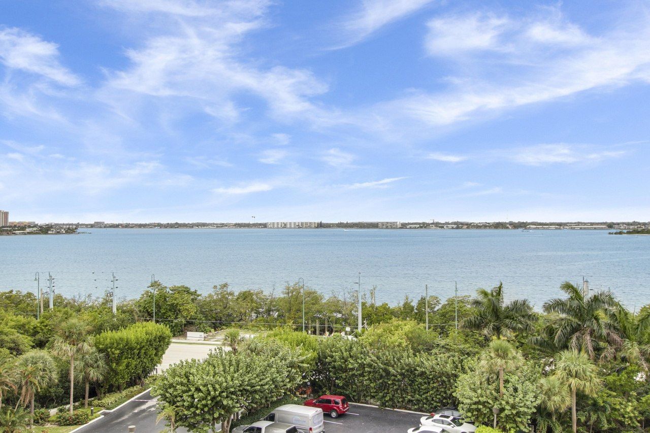 5280 N Ocean Drive, Unit 4d, Singer Island, FL 33404 Photo