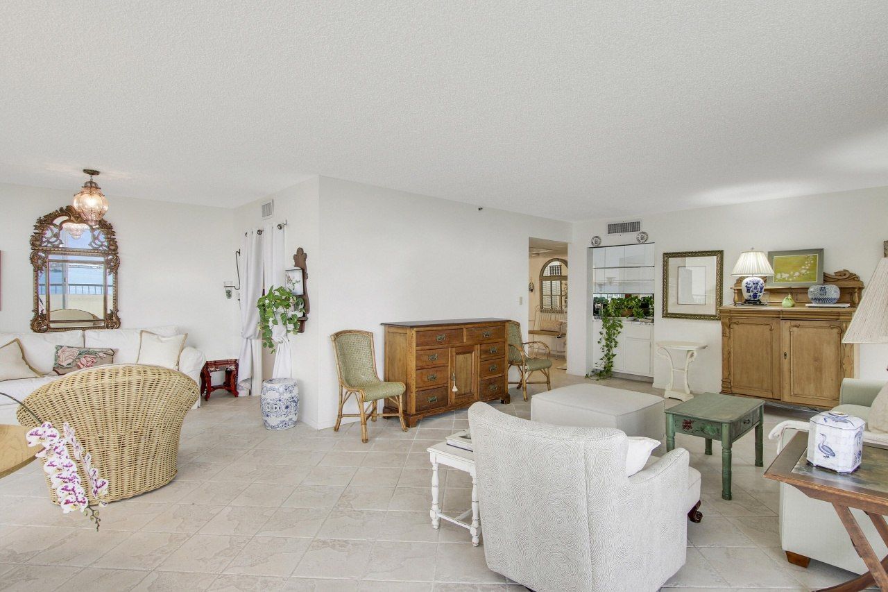 5280 N Ocean Drive, Unit 4d, Singer Island, FL 33404 Photo