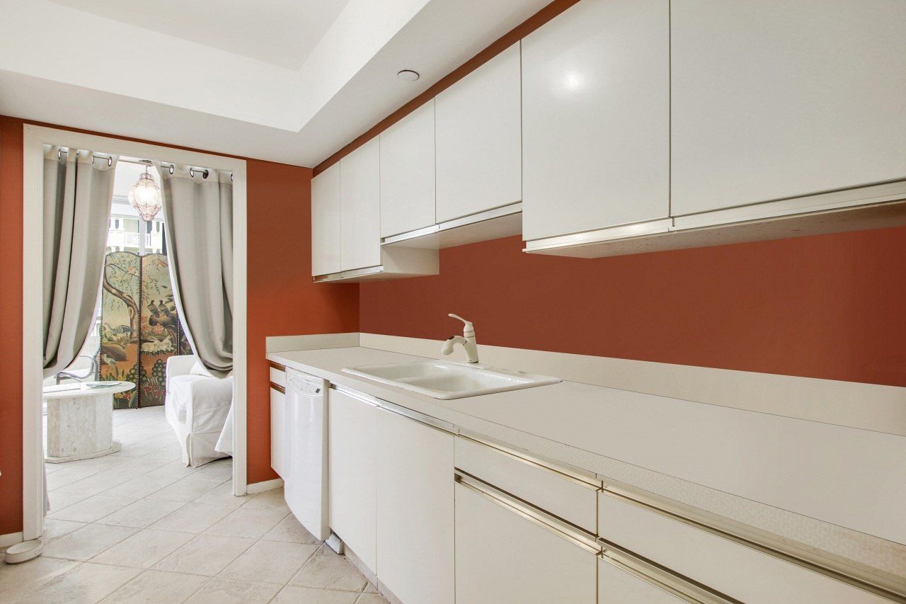 5280 N Ocean Drive, Unit 4d, Singer Island, FL 33404 Photo