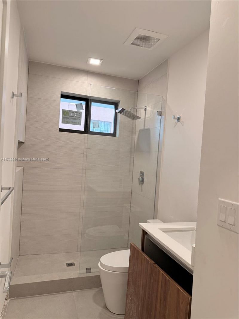 Please Call For Address, Miami, FL 33142 Photo