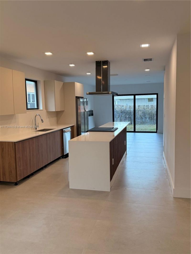 Please Call For Address, Miami, FL 33142 Photo