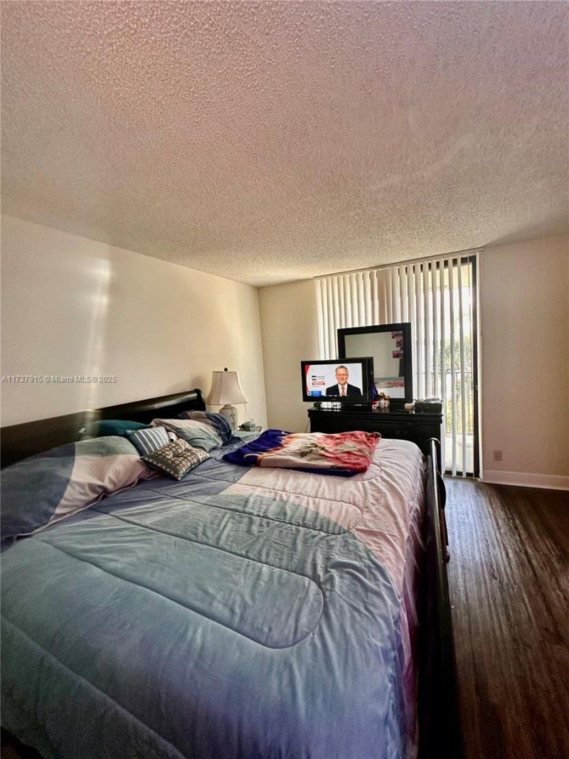 752 Executive Center Dr, Unit 37, West Palm Beach, FL 33401 Photo
