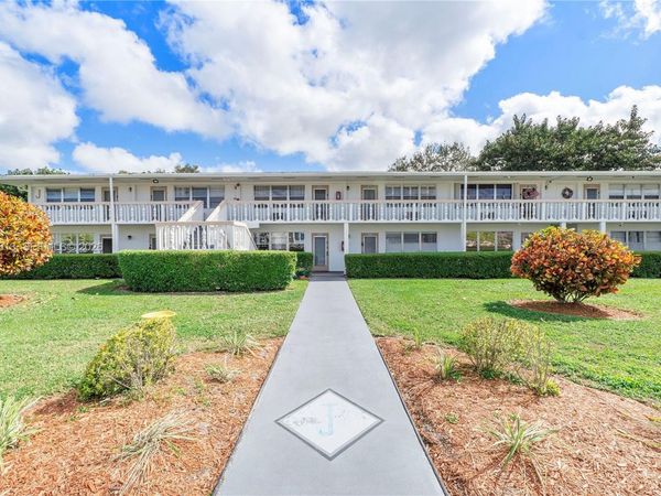 143 Oakridge J, Unit 143, Deerfield Beach, FL 33442