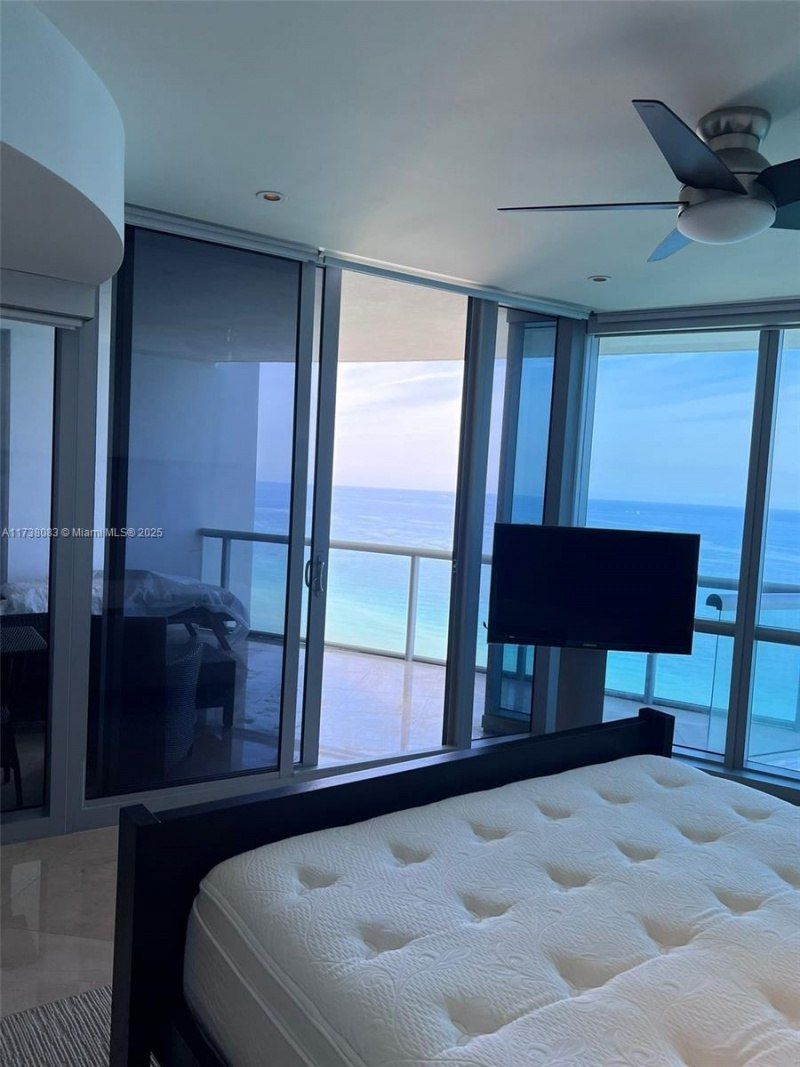17121 Collins Ave, Unit 3304, Sunny Isles Beach, FL 33160 Photo