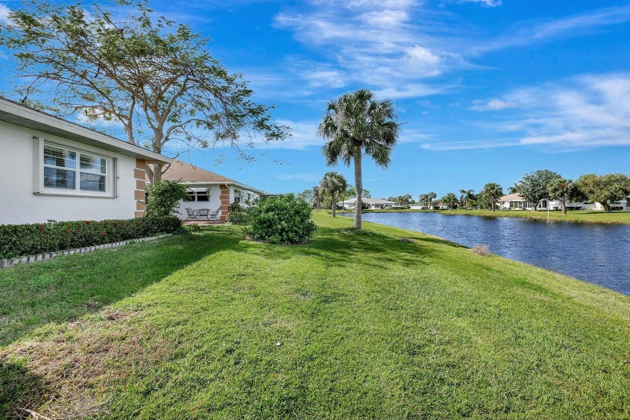 1234 S Lakes End Drive, Unit A, Fort Pierce, FL 34982 Photo
