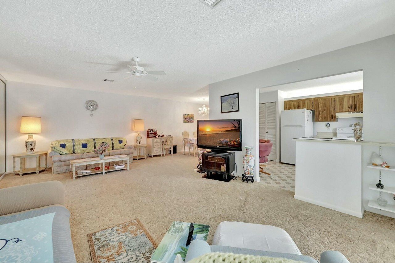 1234 S Lakes End Drive, Unit A, Fort Pierce, FL 34982 Photo