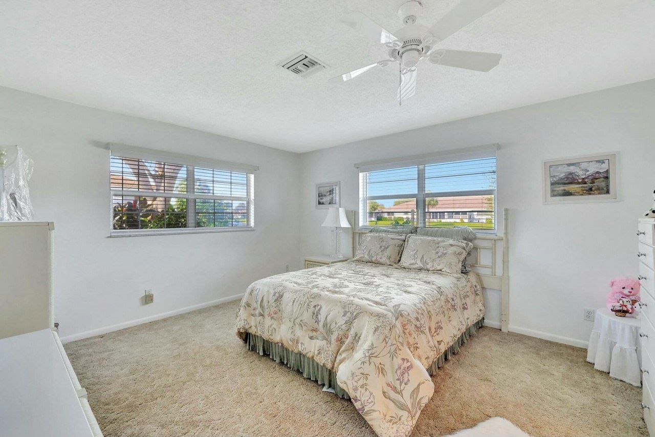 1234 S Lakes End Drive, Unit A, Fort Pierce, FL 34982 Photo