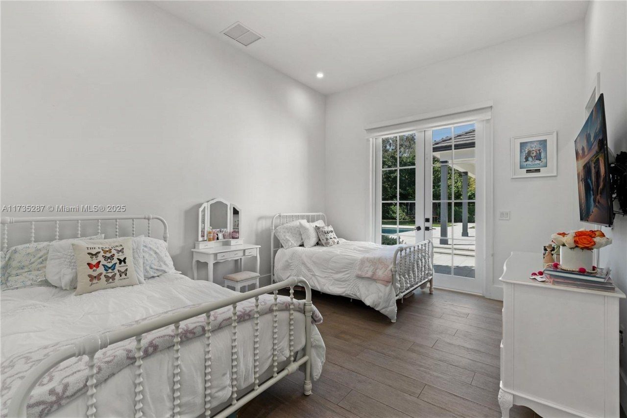 9290 SW 116th St, Miami, FL 33176 Photo