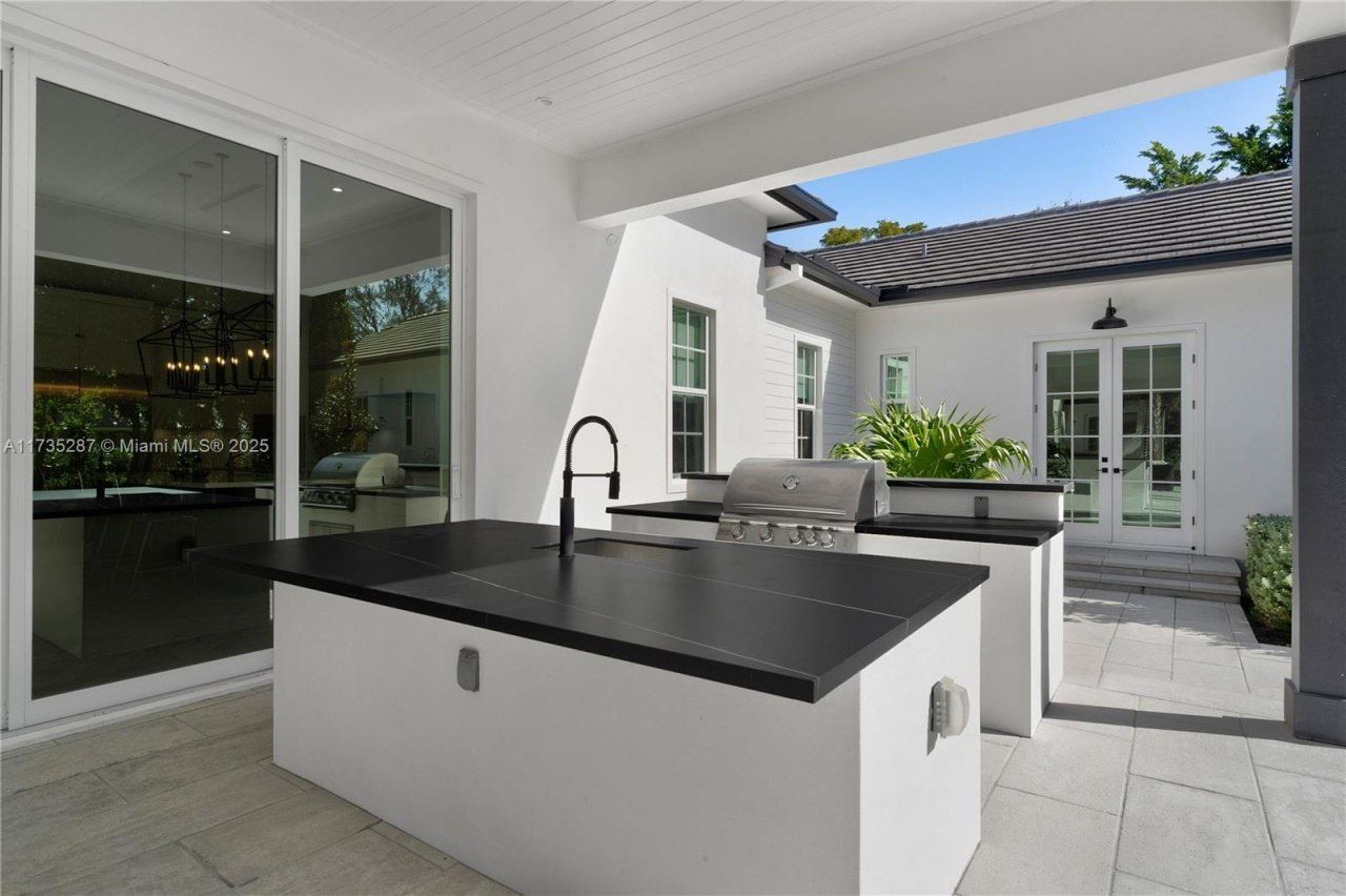 9290 SW 116th St, Miami, FL 33176 Photo