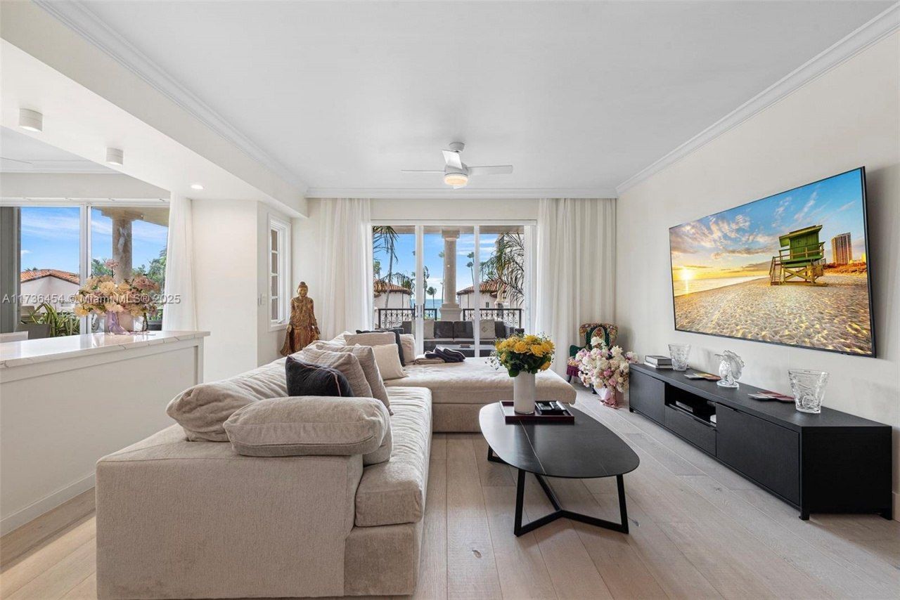 19122 Fisher Island Dr, Unit 19122, Miami Beach, FL 33109 Photo