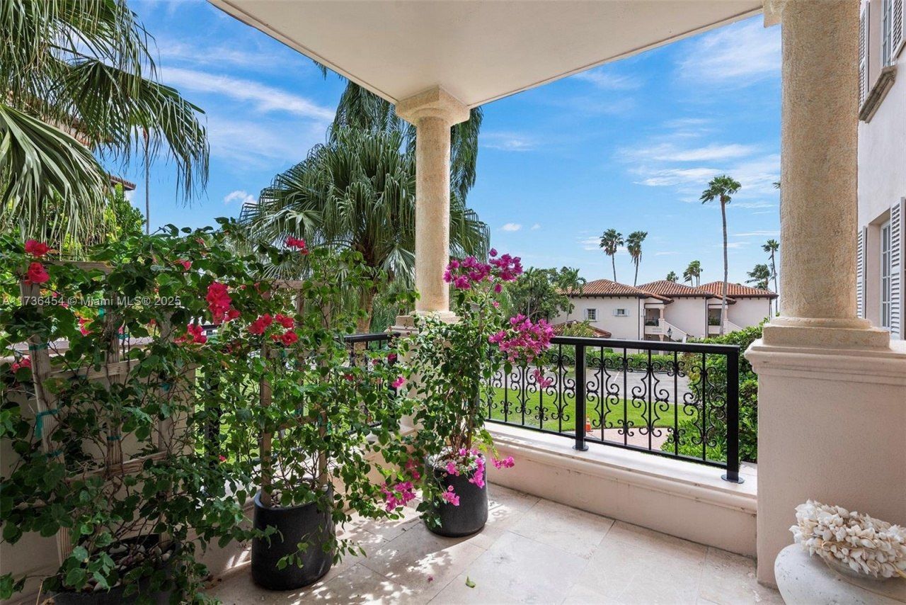 19122 Fisher Island Dr, Unit 19122, Miami Beach, FL 33109 Photo