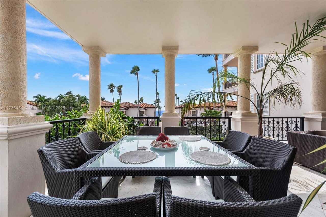 19122 Fisher Island Dr, Unit 19122, Miami Beach, FL 33109 Photo