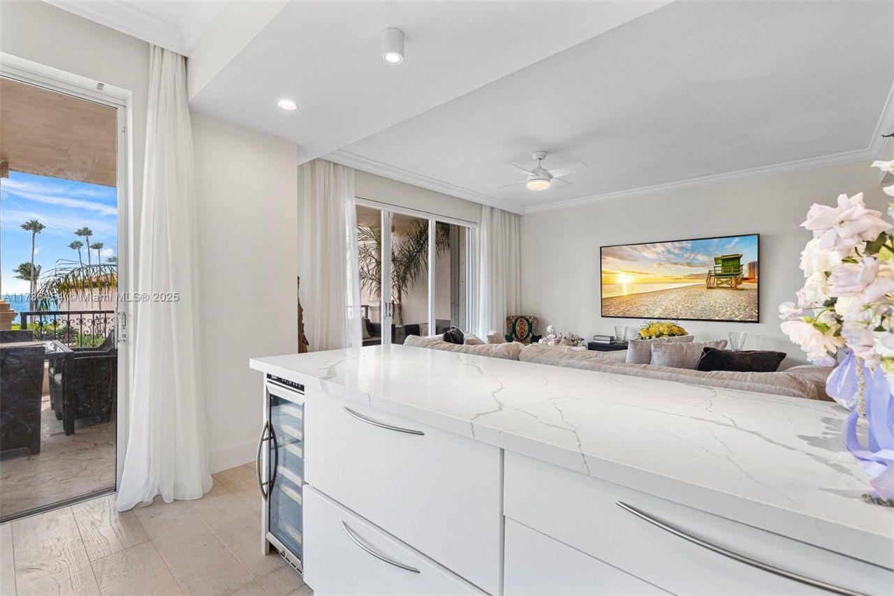 19122 Fisher Island Dr, Unit 19122, Miami Beach, FL 33109 Photo