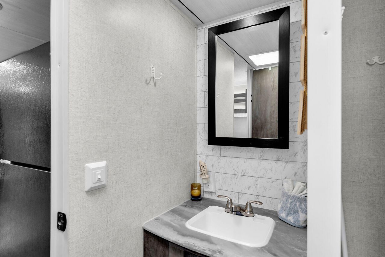 101551 Overseas Highway, Unit 148, Key Largo, FL 33037 Photo