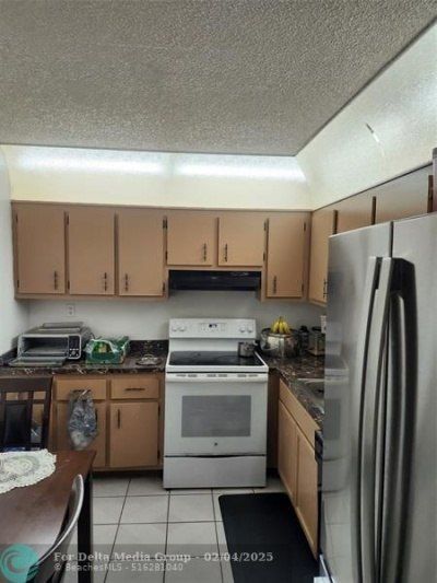 2840 Somerset Drive, Unit 404 M, Lauderdale Lakes, FL 33311 Photo
