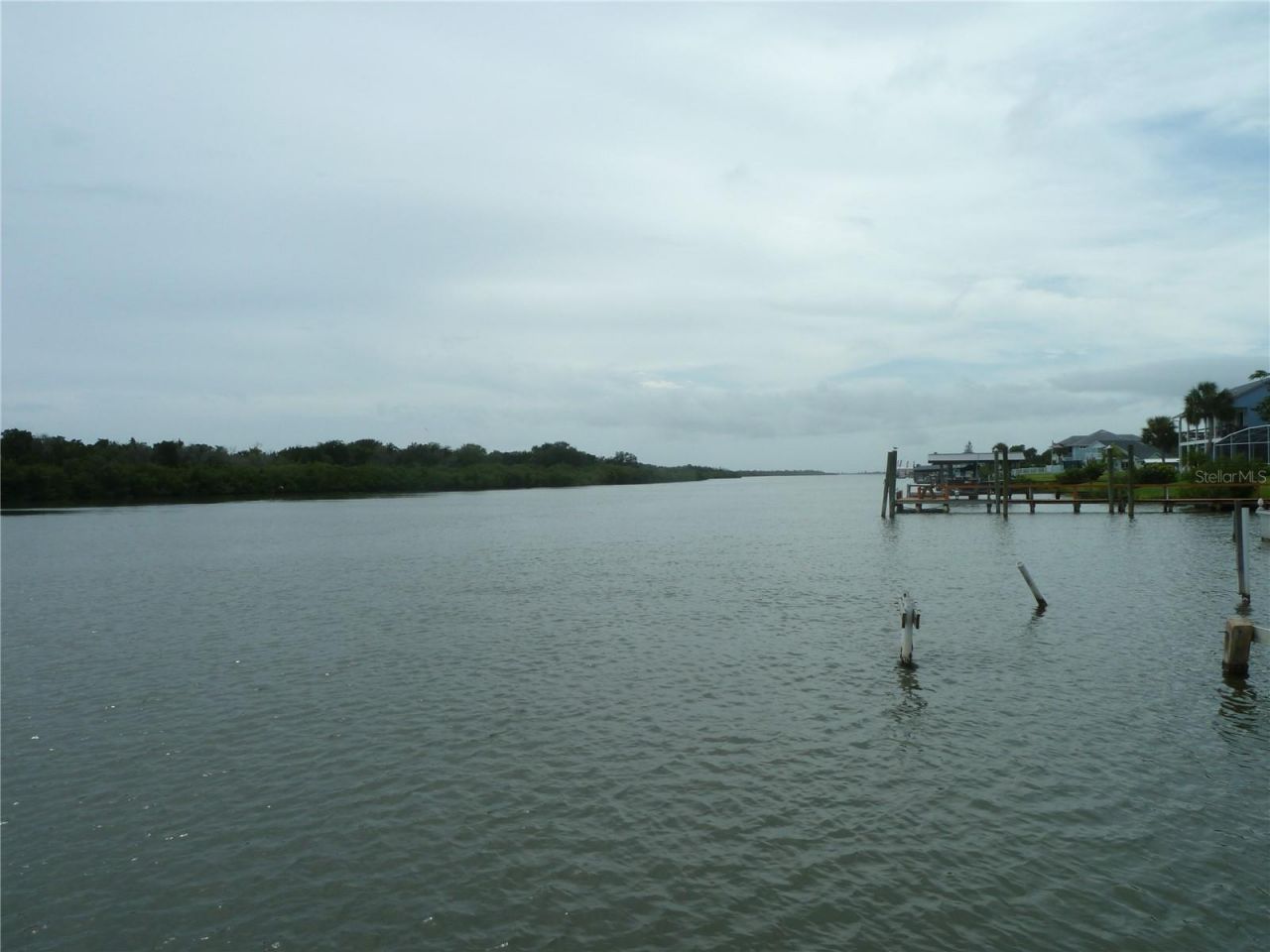 295 E Ariel Road, Oak Hill, FL 32759 Photo