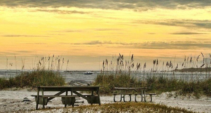 295 E Ariel Road, Oak Hill, FL 32759 Photo