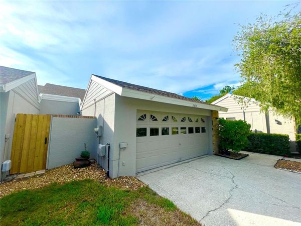 5565 SALEM SQUARE DRIVE N, PALM HARBOR, FL 34685