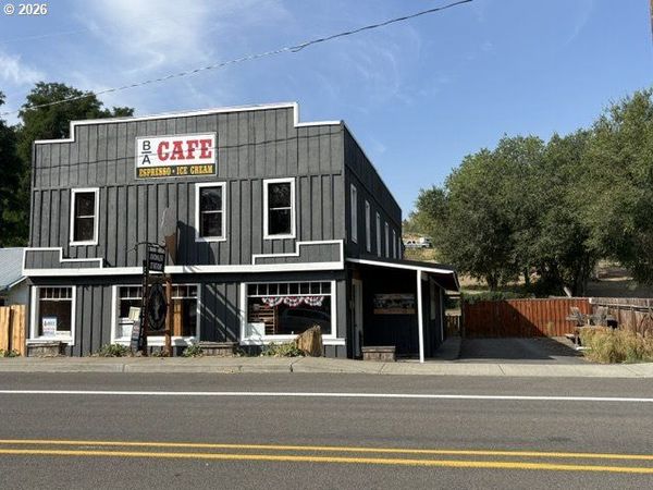 150 E FRANKLIN AVE, Dayville, OR 97825