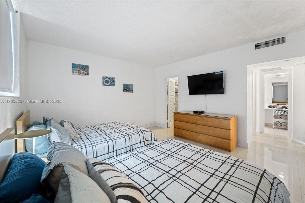 4001 S Ocean Dr, Unit 10G, Hollywood, FL 33019 Photo