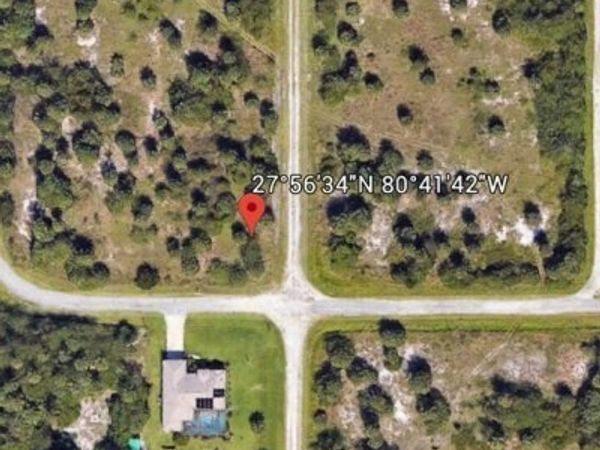 2196 Hibiscus Avenue SW, Palm Bay, FL 32908